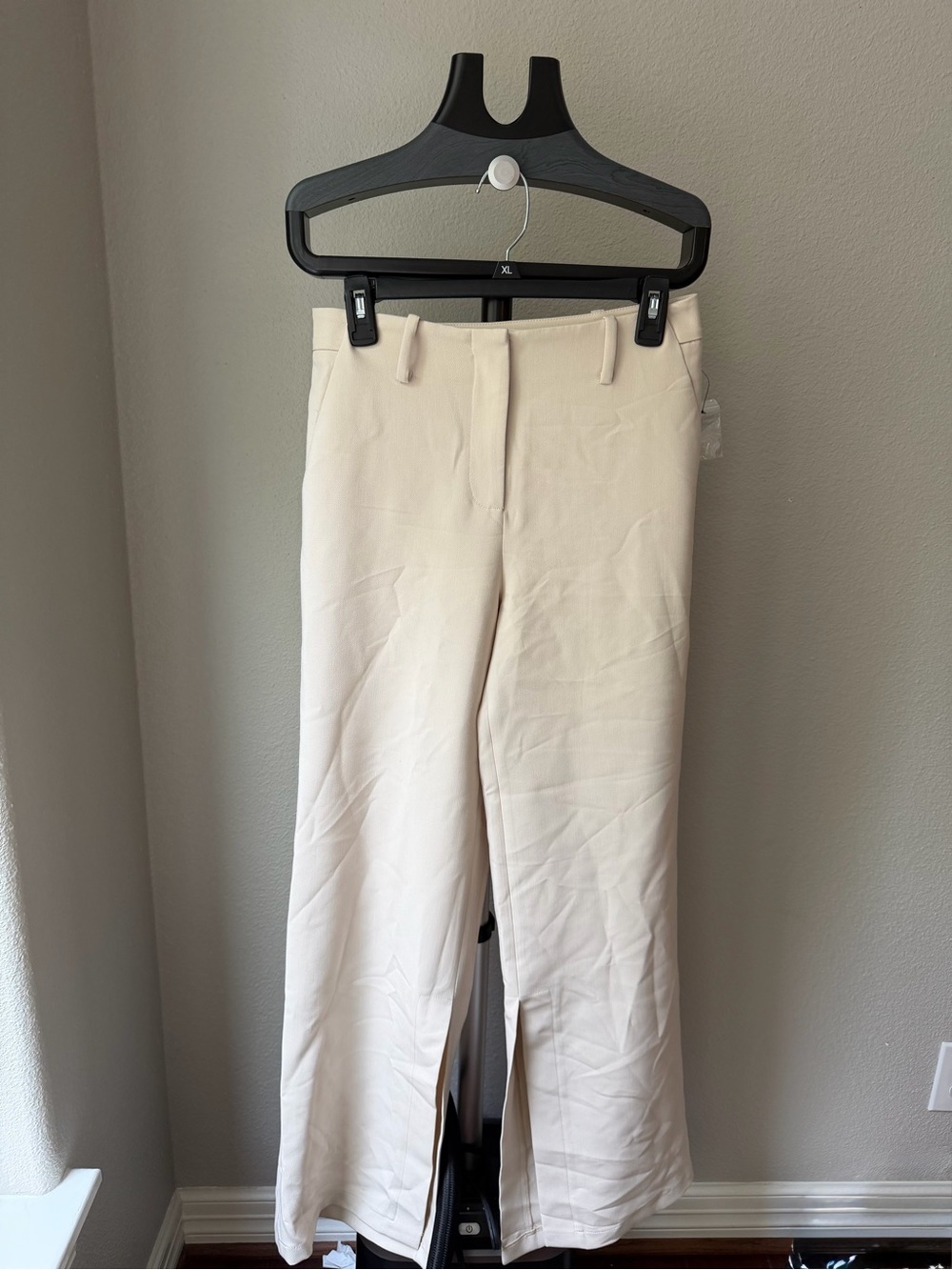 Vince Camuto Light Cream Wide-Leg Trousers